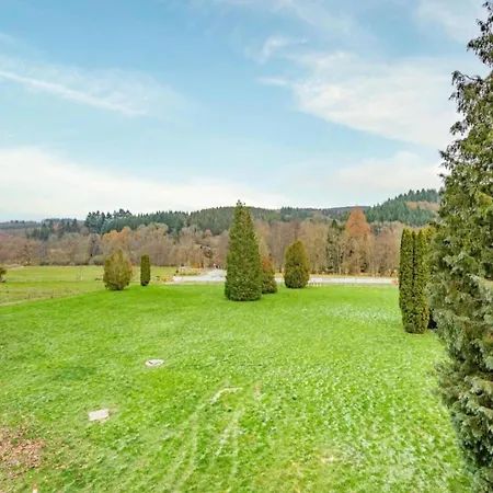 Rendeux Valley View Retreat